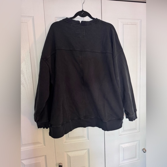 Aerie Oversized Crewneck Distressed Sweater size XL - Picture 3 of 5